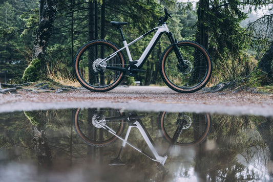 Cube Reaction Hybrid SLX 750