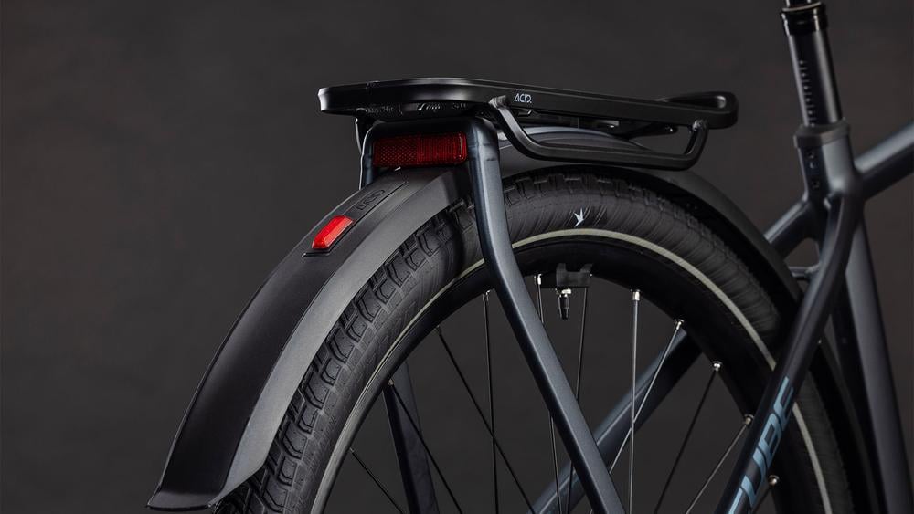 Cube Kathmandu Hybrid ONE 800