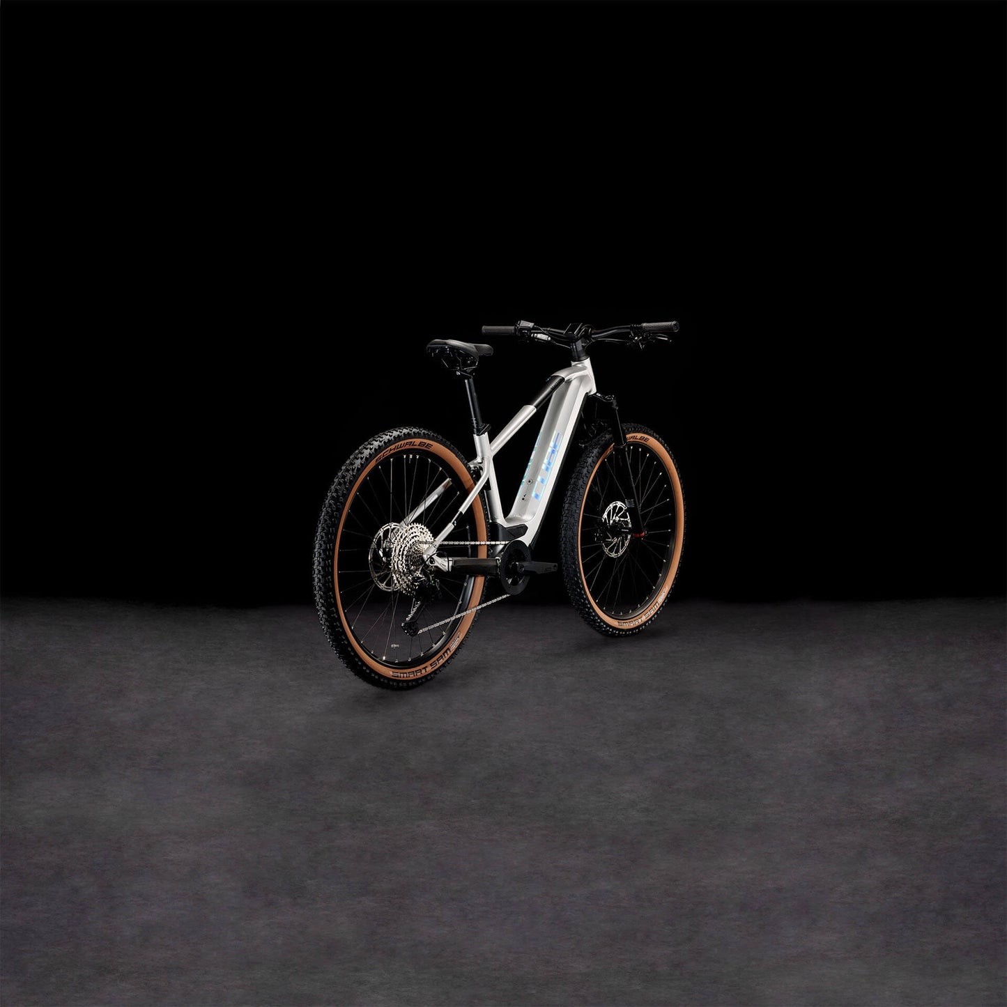 Cube Reaction Hybrid SLX 750